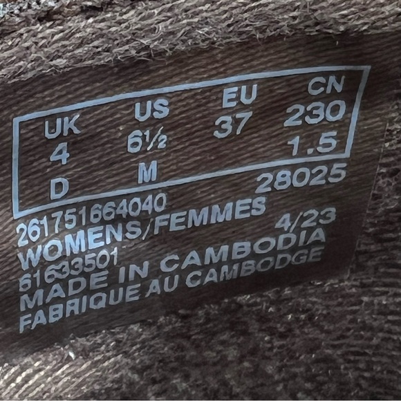 Clarks Tan Suede Ankle Booties - Picture 10 of 11